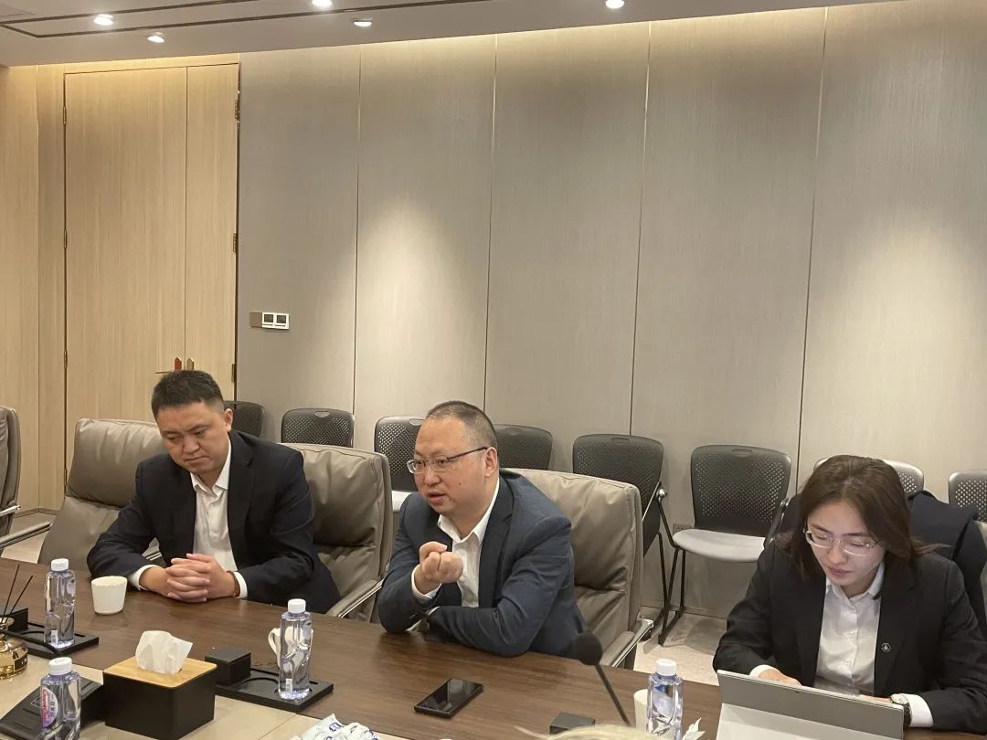 619b04bdc924d.jpg f5244f715c02429446d0a7b42fc624ca.jpg